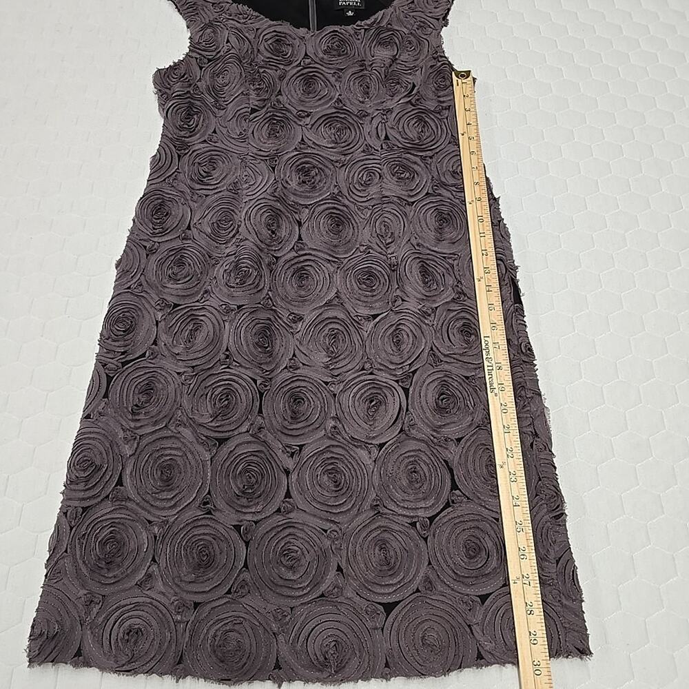 Elegant Gray Sleeveless Dress - Picture 7 of 11